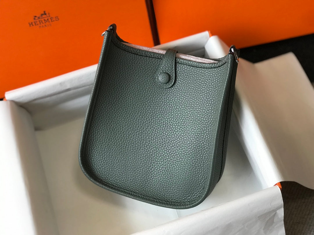 Mini Evelyne 18 cm Vert Amande Togo Quincaillerie Argentée