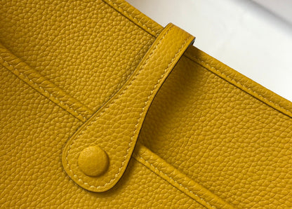 Evelyne 29cm Dark Yellow Togo Shw