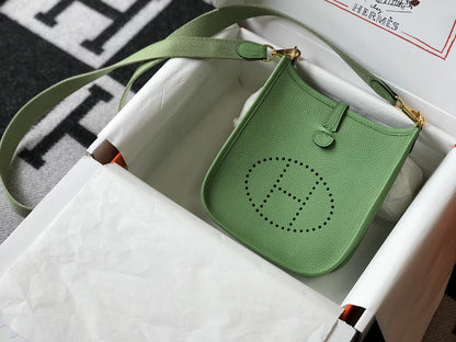 Mini Evelyne 18cm Vert Foncé Togo Ghw