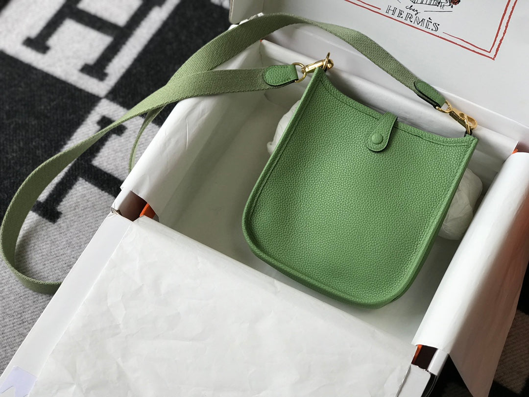 Mini Evelyne 18cm Vert Foncé Togo Ghw