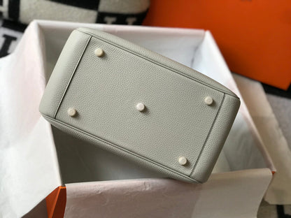 SAC HM LINDY 30 CUIR TAURILLON CLEMENCE CRÈME