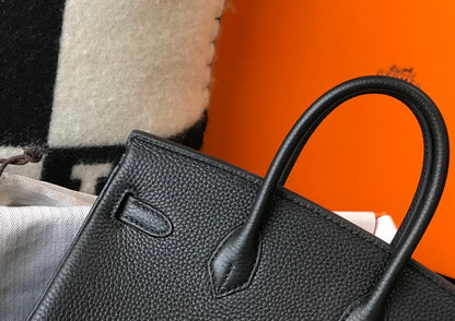 HM バーキン 30cm ブラック トゴレザー シルバー金具