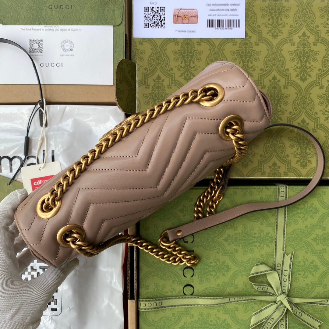 GGマーモント 26cm ベージュカーフスキン ゴールド金具
