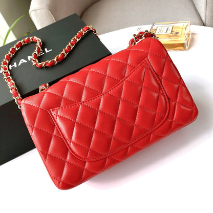 ミニ レクタングル フラップバッグ 20cm レッド ラムスキン ゴールド金具