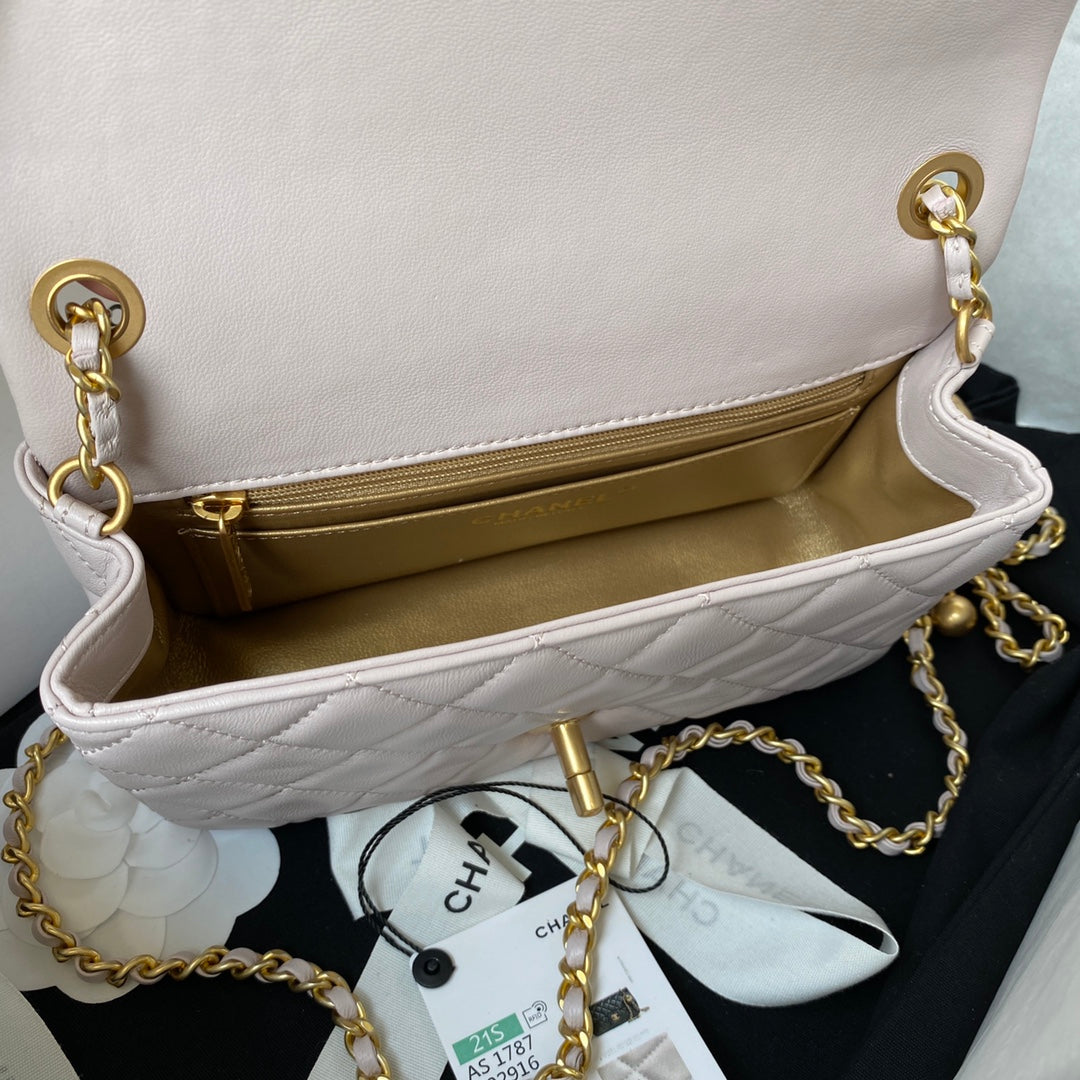 クラシックミニフラップバッグ 20cm パステルピンク ラムスキン ゴールド金具