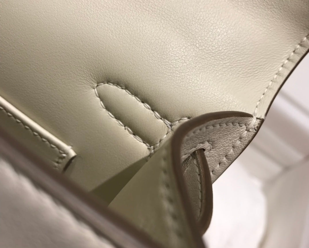 Pochette HM Kelly 22 cm Blanc Beige Swift Quincaillerie dorée