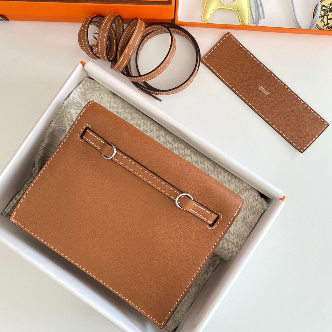 Kelly Danse II 22 cm Tan Evercolor Leather Show