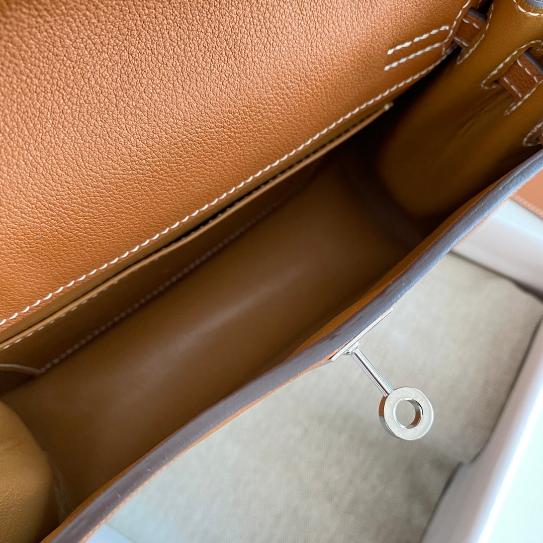 Kelly Danse II 22 cm Tan Evercolor Leather Show