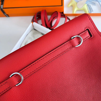 Montre Kelly Danse II 22 cm en cuir rouge Evercolor