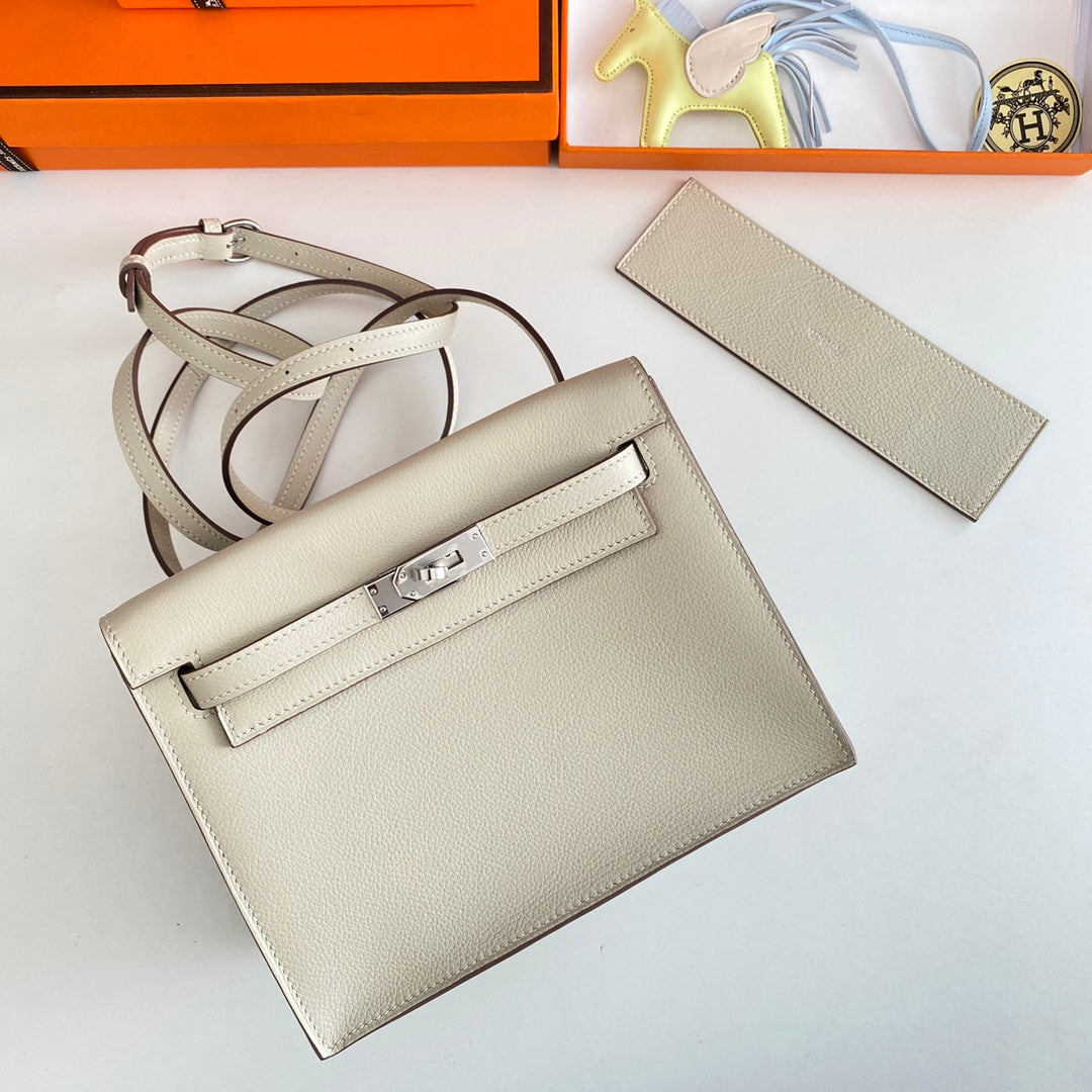 Montre Kelly Danse II 22 cm en cuir Evercolor blanc