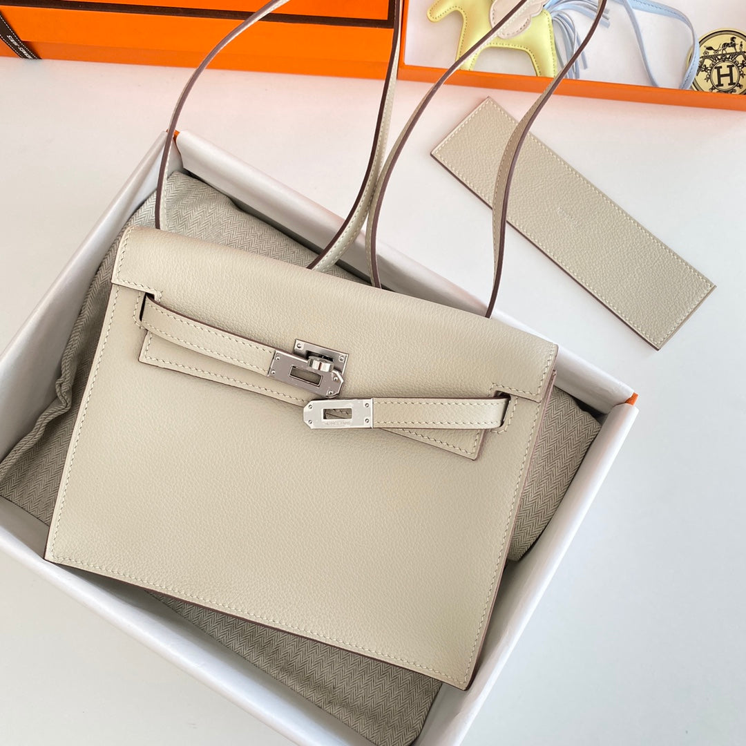 Montre Kelly Danse II 22 cm en cuir Evercolor blanc