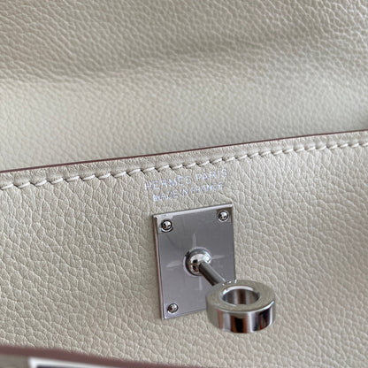 Montre Kelly Danse II 22 cm en cuir Evercolor blanc