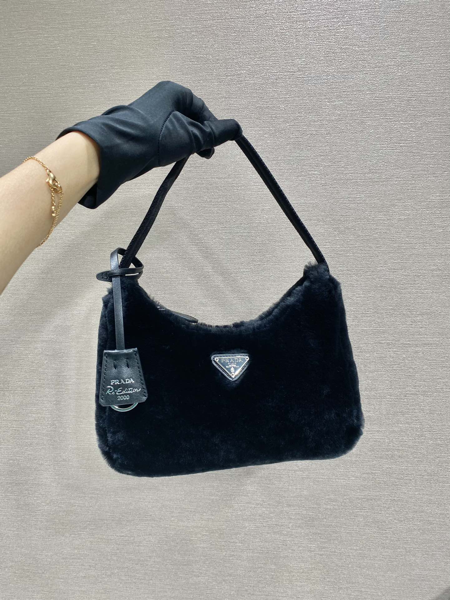 SAC HOBO 23 EN FOURRURE DE LAPIN NOIR