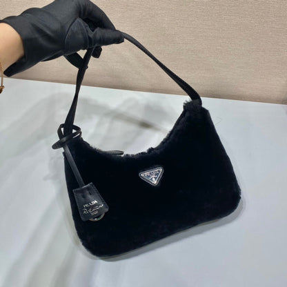 SAC HOBO 23 EN FOURRURE DE LAPIN NOIR