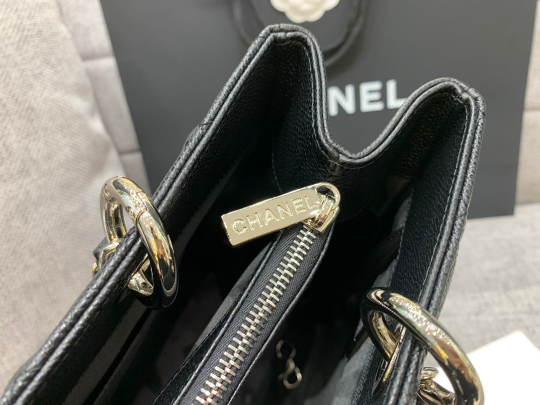 CC グランド ショッピングトートバッグ 34cm ブラック キャビア シルバー金具