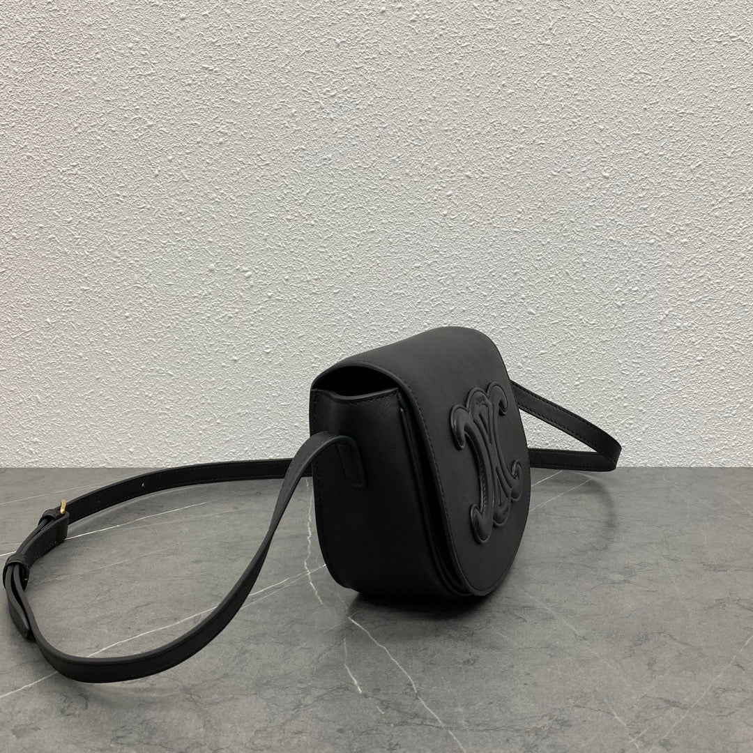 FOLCO CUIR TRIOMPHE 18 EN CUIR DE VEAU NOIR
