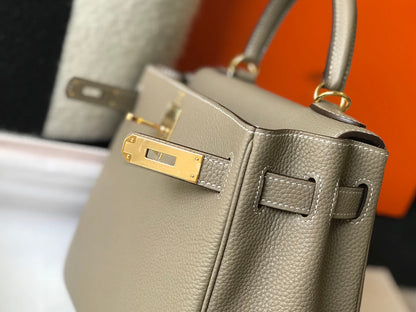 HM KELLY 25CM TAUPE TOGO QUINCAILLERIE OR