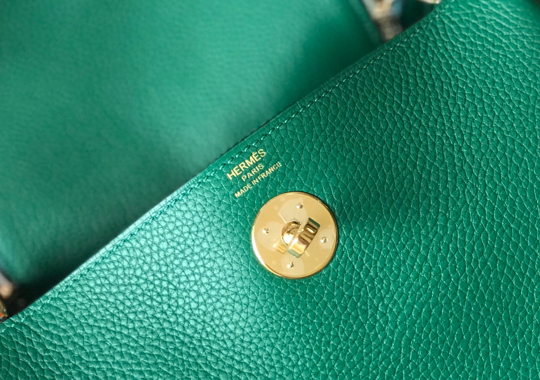 SAC HM LINDY 30 CUIR TAURILLON CLEMENCE VERT CASTLETON