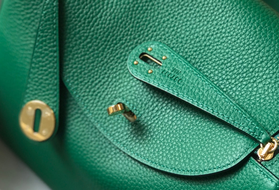 SAC HM LINDY 30 CUIR TAURILLON CLEMENCE VERT CASTLETON