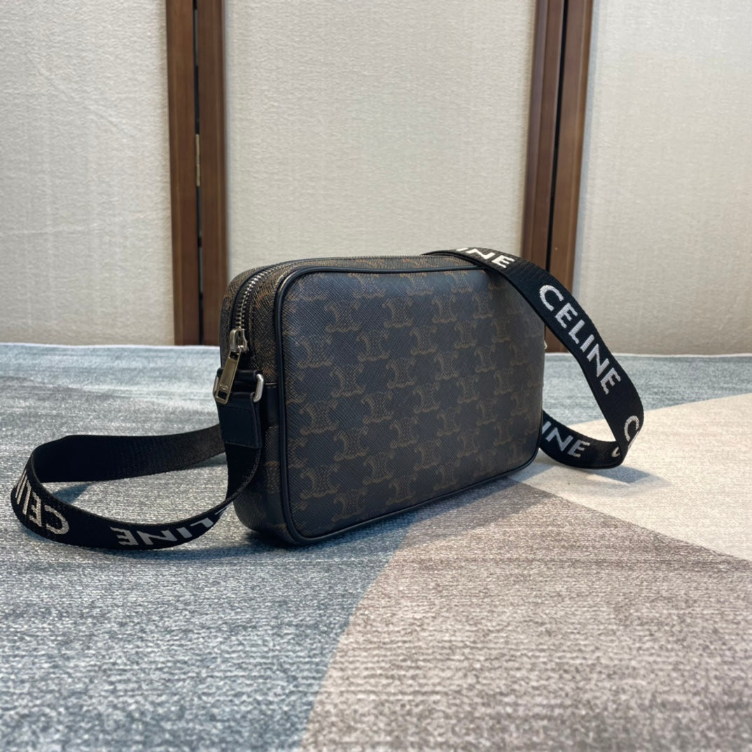 SAC MESSAGER MOYEN 23 EN TOILE TRIOMPHE NOIRE