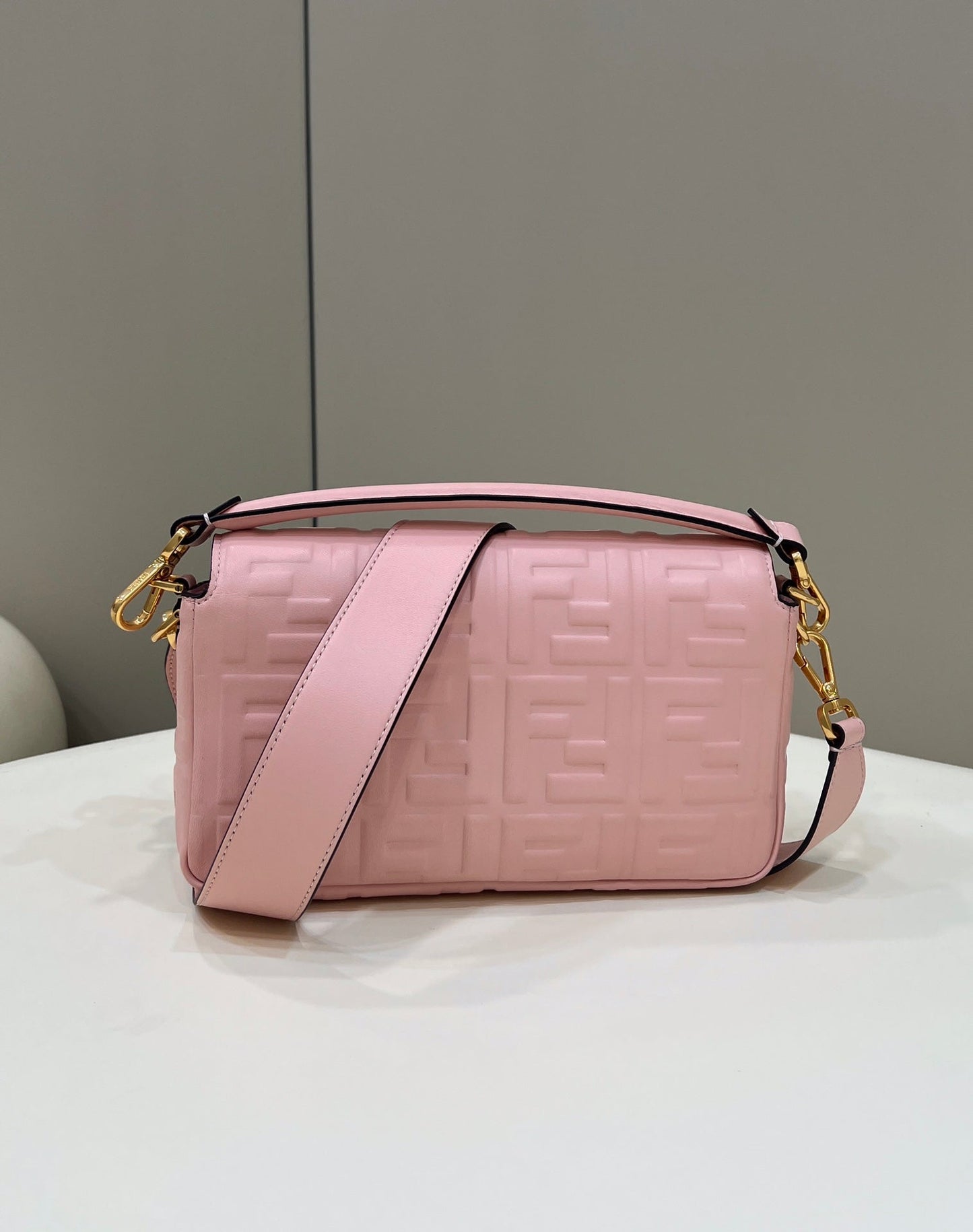 バゲット 27cm ピンク ラムスキン ゴールド金具