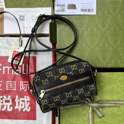 SAC À BANDOULIÈRE EN JEAN 17 NOIR AVEC BORDURE EN CUIR