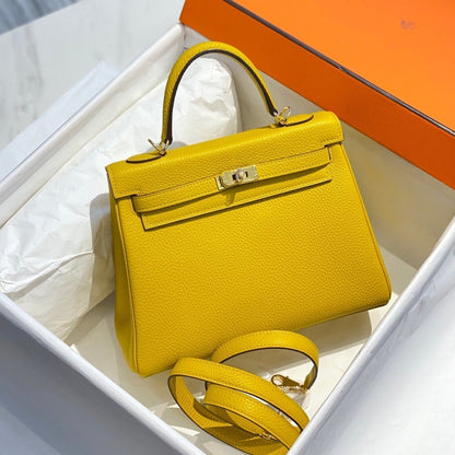HM KELLY 28CM JAUNE TOGO QUINCAILLERIE OR