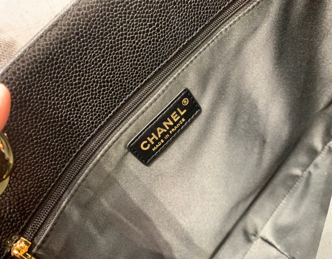 CC グランド ショッピングトートバッグ 34cm ブラック キャビア ゴールド金具