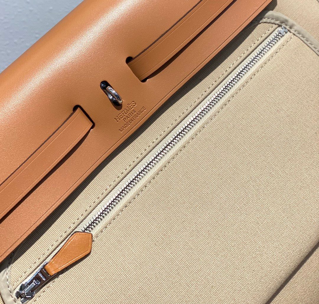 Herbag 31 トワル ライトベージュ キャンバス ゴールド 牛革