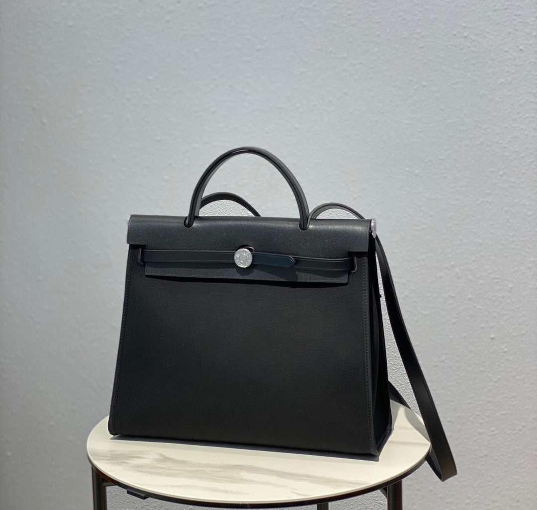 エルバッグ 31 トワル ブラック キャンバス ブラック カウハイドレザー
