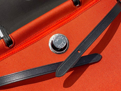エルバッグ 31 トワル レッドオレンジ キャンバス ブラック 牛革
