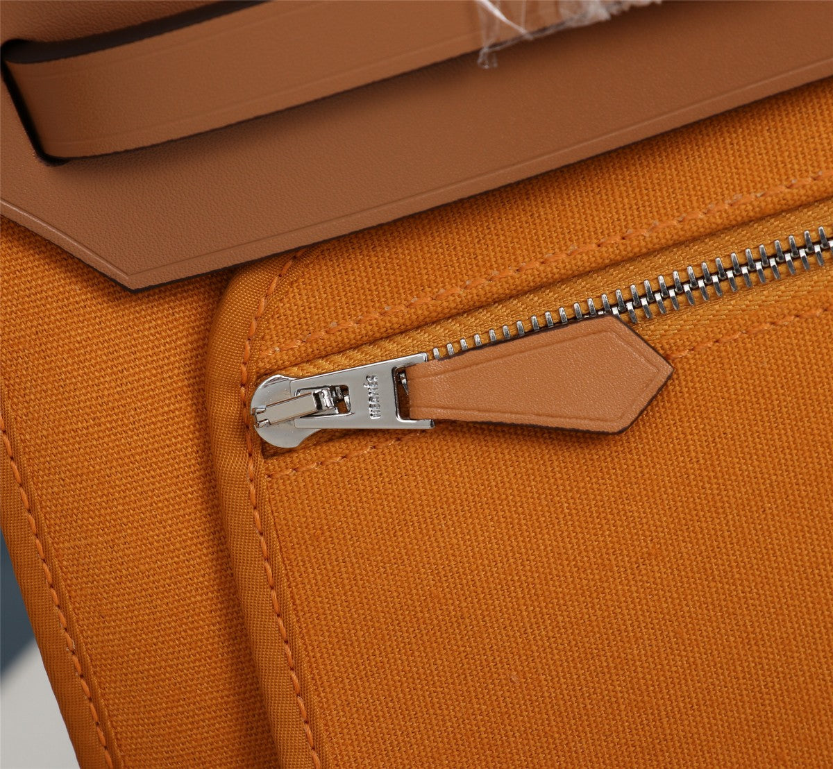 HM HERBAG ZIP 31 TOILE CAROTTE ET CUIVRE