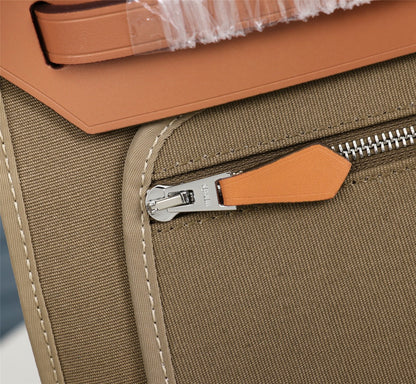 HM HERBAG ZIP 31 TOILE OLIVE ET BRONZE