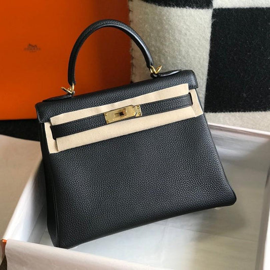 HM ケリー 32cm バッグ（ブラック トーゴ、ゴールド金具）
