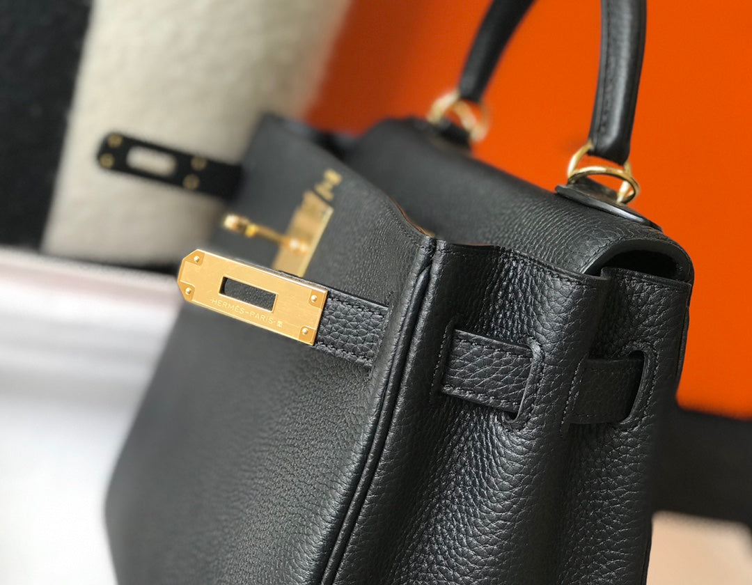 HM ケリー 32cm ブラック トゴレザー ゴールド金具