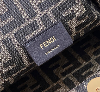 FENDI PREMIER PETIT SAC 32 EN CUIR NAPPA BLANC, QUINCAILLERIE DORÉE