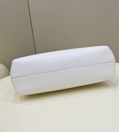 FENDI PREMIER PETIT SAC 32 EN CUIR NAPPA BLANC, QUINCAILLERIE DORÉE