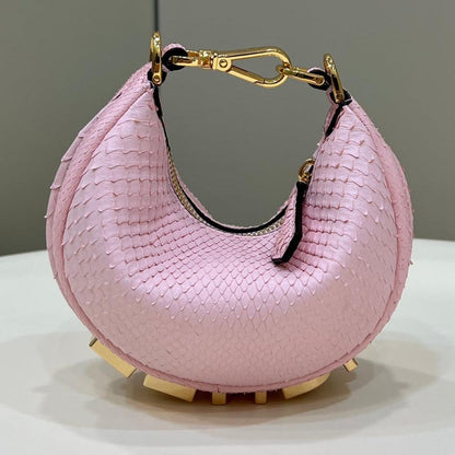 SAC FENDIGRAPHY MINI 16 EN CUIR DE VEAU ROSE CLAIR, QUINCAILLERIE DORÉ