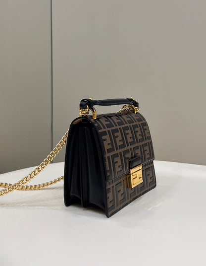 Sac Fendi Kani 19 en cuir de veau noir mélangé marron chocolat avec détails dorés