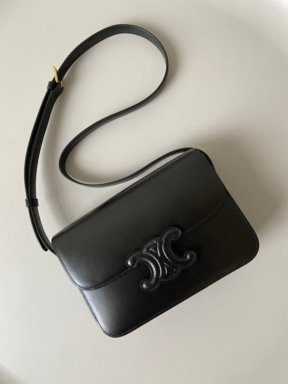 CLASSIQUE TRIOMPHE 22 CUIR DE VEAU TOUT NOIR