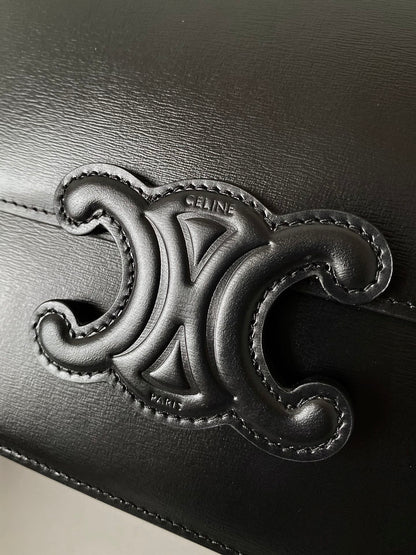 CLASSIQUE TRIOMPHE 22 CUIR DE VEAU TOUT NOIR
