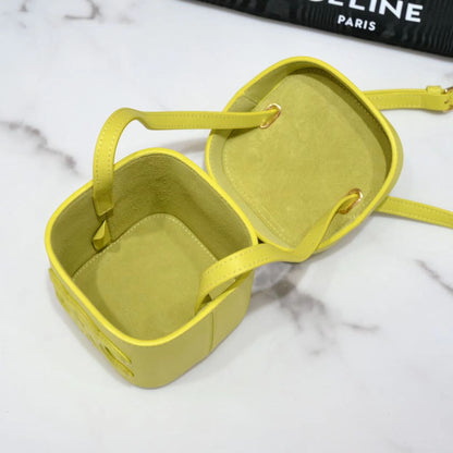 SAC BANDOULIÈRE SQUARE BOX 11 CUIR DE VEAU JAUNE CITRON