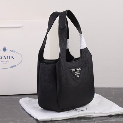 Sac cabas PRA 18 DYNAMIQUE LOGO EN CUIR DE VEAU NOIR