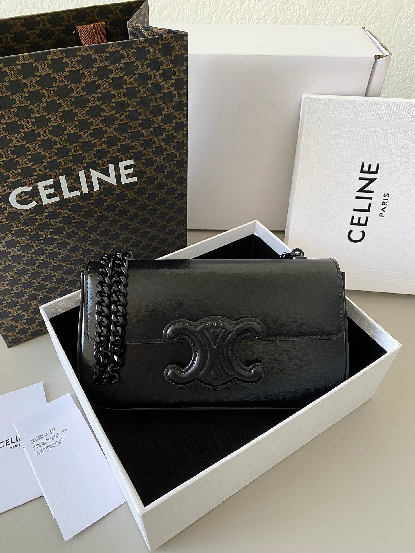 SAC SOUS-AISSELLE 20 CHAÎNES EN CUIR DE VEAU NOIR ENTIER