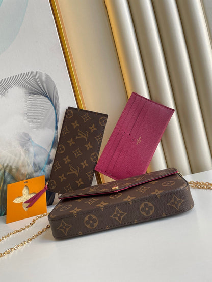 POCHETTE FÉLICIE 21 EN TOILE MONOGRAMME MARRON QUINCAILLERIE DORÉ