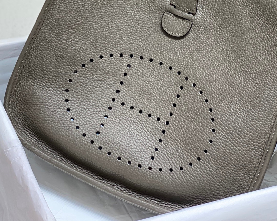 Evelyne 29cm Brun Foncé Togo Shw