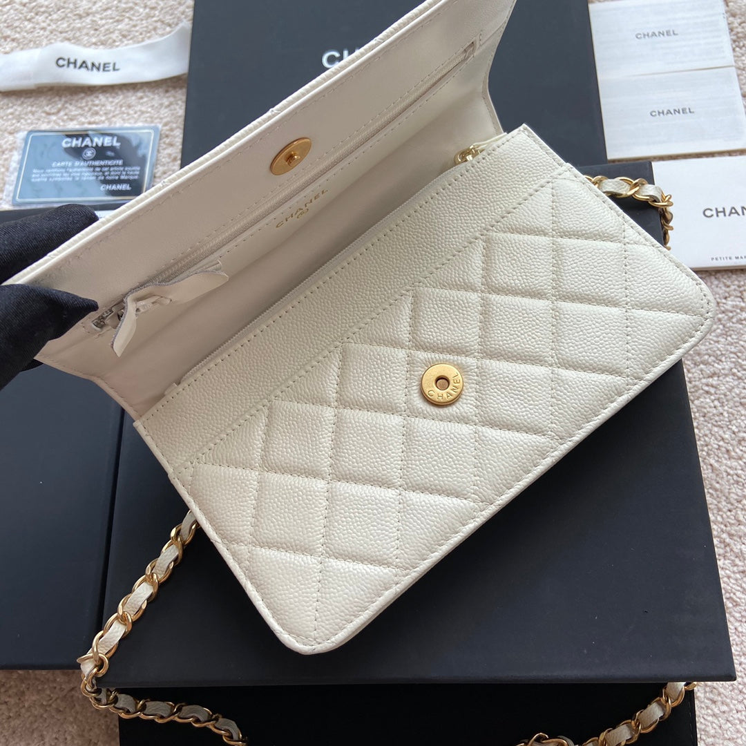 Sac à main CC Woc 20 cm avec poignée supérieure en cuir de veau grainé blanc et accessoires dorés