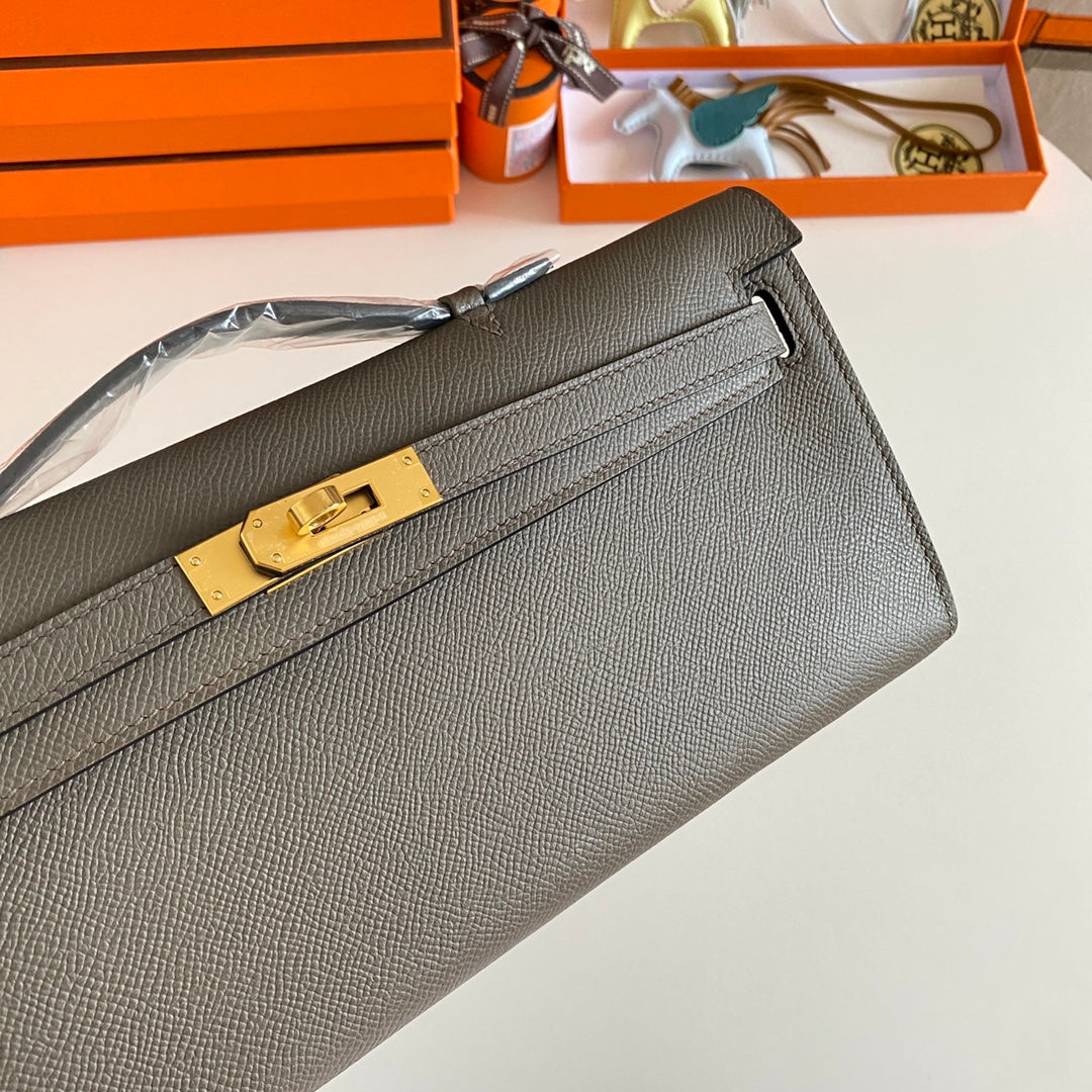 HM ケリーカット 31 フォッシルグレー エプソムレザー ゴールド金具 229052