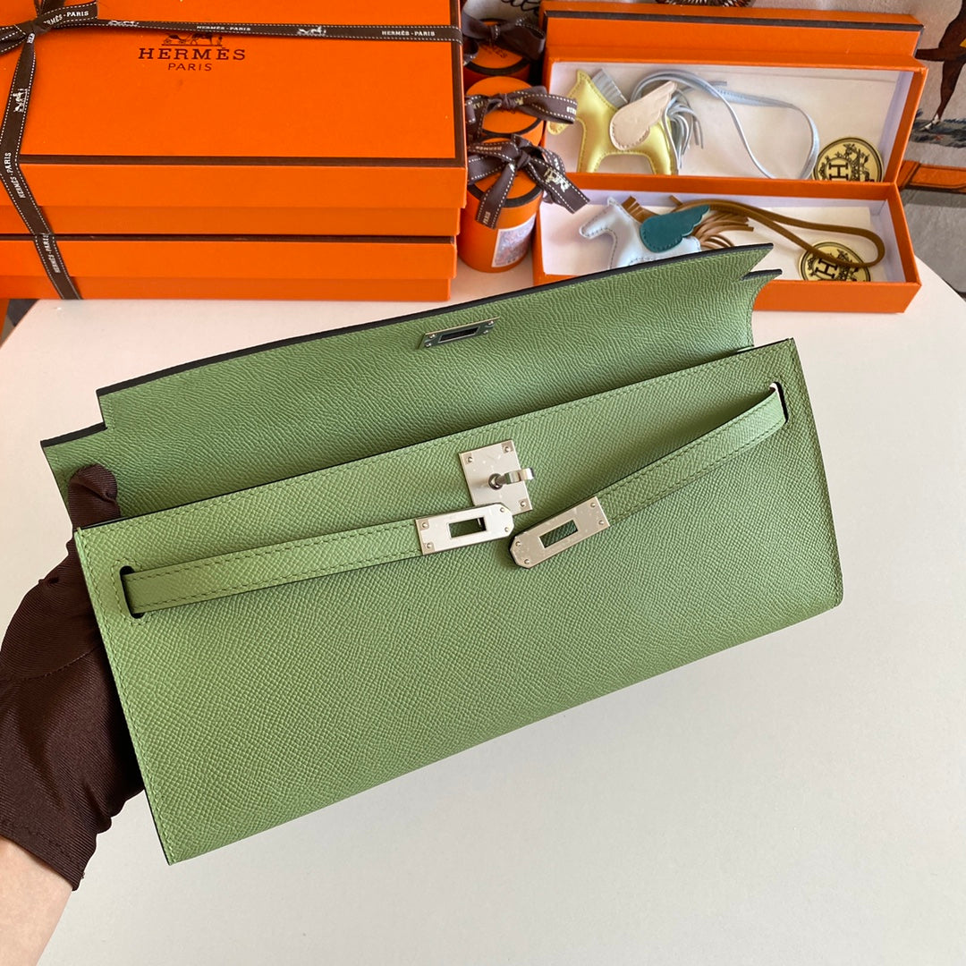 HM ケリーカット 31 オリーブグリーン エプソムレザー シルバー金具 229044