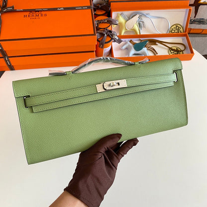 HM ケリーカット 31 オリーブグリーン エプソムレザー シルバー金具 229044